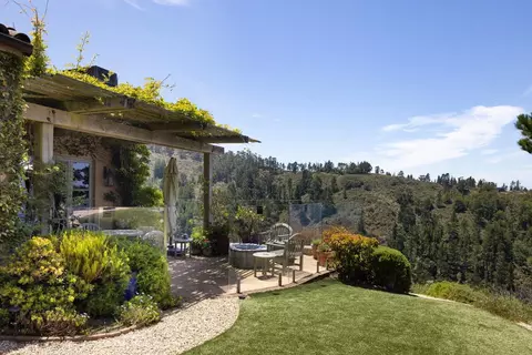 Exterior - 3200 Red Wolf Dr, Carmel, CA 93923 photo 5 of 11