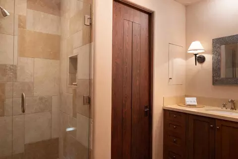 Bath - 3200 Red Wolf Dr, Carmel, CA 93923 photo 7 of 7