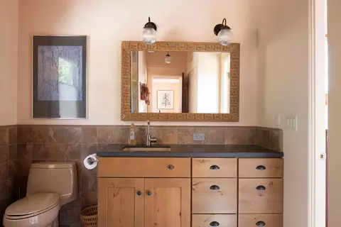 Bath - 3200 Red Wolf Dr, Carmel, CA 93923 photo 6 of 7
