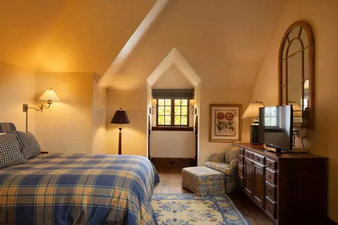 Bedroom - 1494 Cypress Dr, Pebble Beach, CA 93953 photo 5 of 5