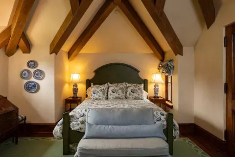 Bedroom - 1494 Cypress Dr, Pebble Beach, CA 93953 photo 4 of 5