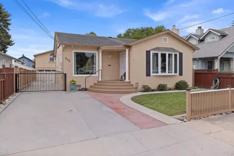233 Rigg St, Santa Cruz, CA 95060