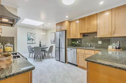 Kitchen - 569 Chenery St, San Francisco, CA 94131 photo 1 of 4