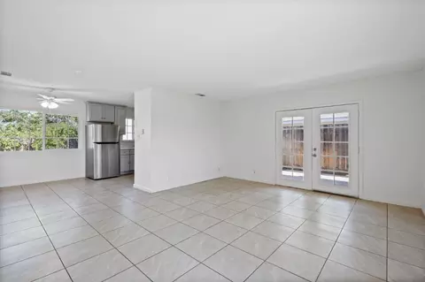 184 Parkwest St, Merced, CA 95341 photo 4