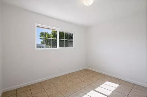 184 Parkwest St, Merced, CA 95341 photo 11
