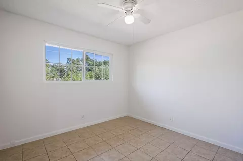 184 Parkwest St, Merced, CA 95341 photo 13