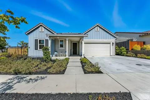 1555 Sawana Way, Gilroy, CA 95020