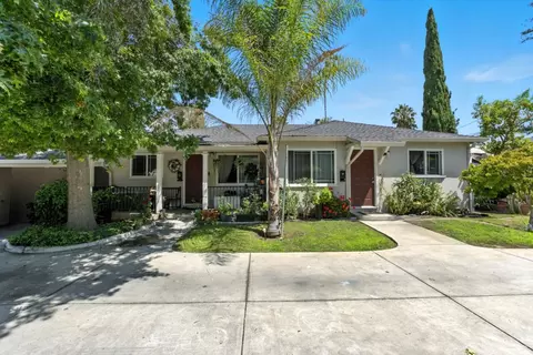 700 Mariposa Ave, Mountain View, CA 94041