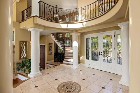 Entry Way - 122 Zanzibar Dr, Aptos, CA 95003 photo 2 of 3