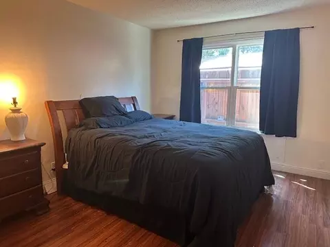 Bedroom - 6 Linscheid Dr, Pittsburg, CA 94565 photo 3 of 4