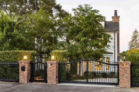 132 Elm Ave, Burlingame, CA 94010