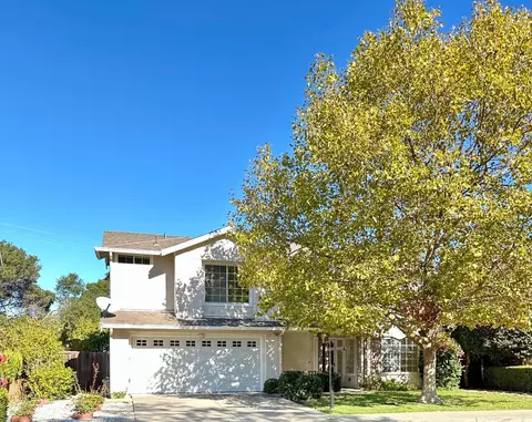 1756 Primrose Ln, Pinole, CA 94564