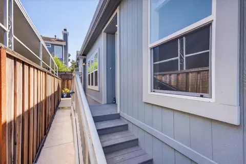 34 Primrose St 34, Aptos, CA 95003 photo 2