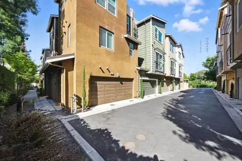 319 Charles Morris Ter, Sunnyvale, CA 94085