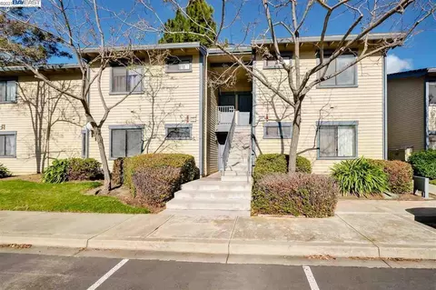 6039 Joaquin Murieta Ave B, Newark, CA 94560
