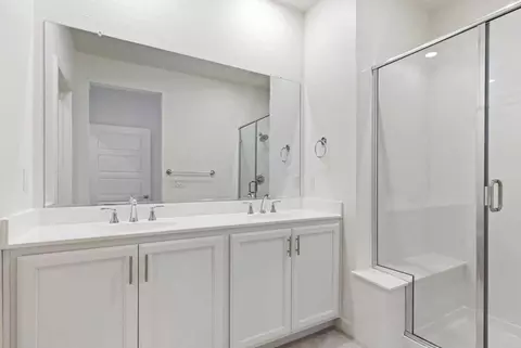 Bath - 6694 Optimum Loop, San Jose, CA 95119 photo 1 of 1
