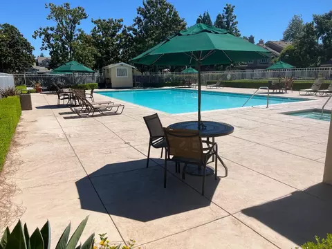 6986 Gregorich Dr C, San Jose, CA 95138