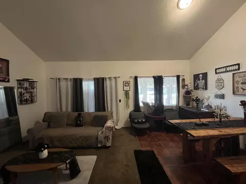 201 Rio Vista Dr 8, King City, CA 93930