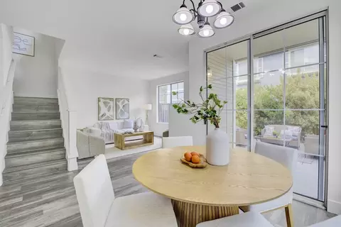 7 Crystal Ct, Milpitas, CA 95035