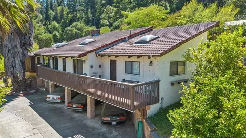1239 La Madrona Dr, Santa Cruz, CA 95060