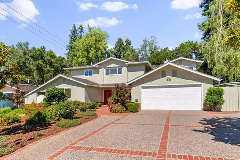 10500 Creston Dr, Los Altos, CA 94024