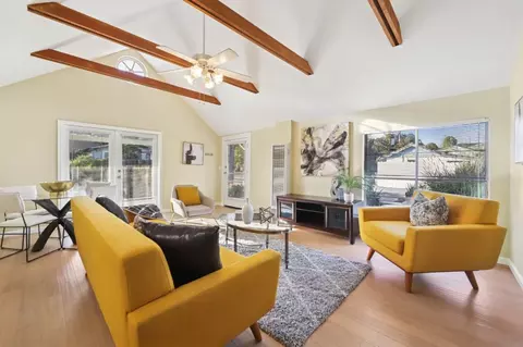 552 14th Ave, Santa Cruz, CA 95062