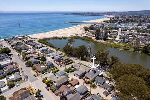 2-1130 E Cliff Dr, Santa Cruz, CA 95062