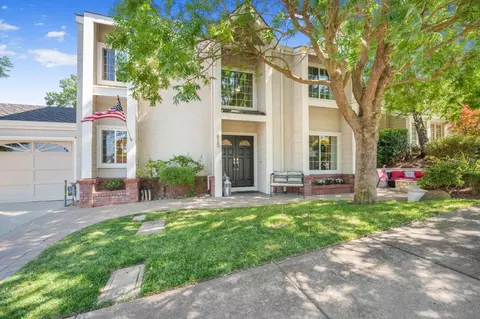 815 Oak Park Dr, Morgan Hill, CA 95037