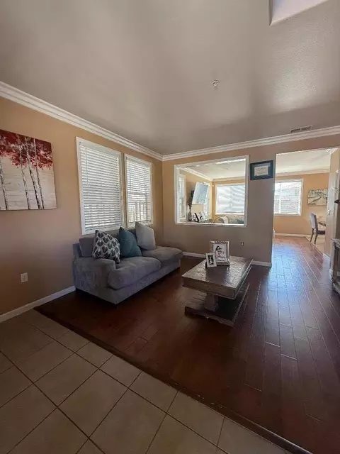1058 Sardinia Dr, Salinas, CA 93905 photo 5