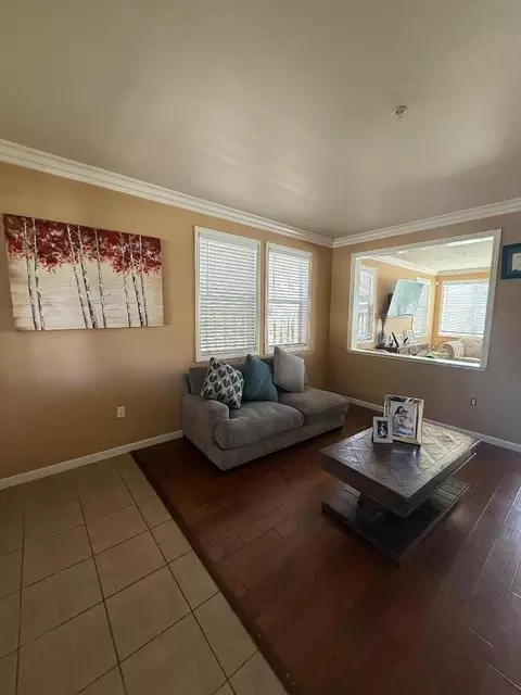 1058 Sardinia Dr, Salinas, CA 93905 photo 3