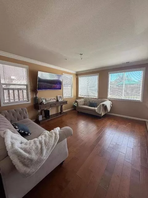 1058 Sardinia Dr, Salinas, CA 93905 photo 6