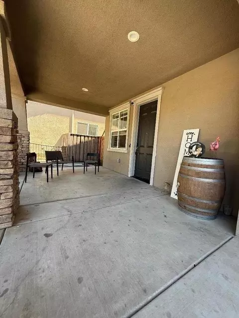 1058 Sardinia Dr, Salinas, CA 93905 photo 2