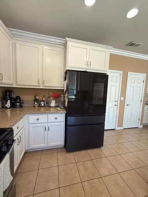 1058 Sardinia Dr, Salinas, CA 93905 photo 9