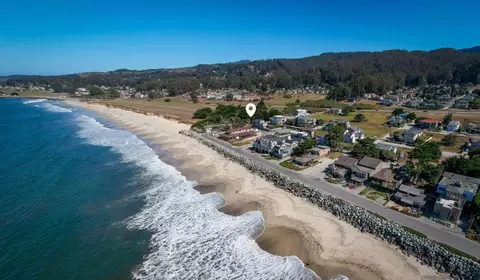 121 Magellan Ave, Half Moon Bay, CA 94019