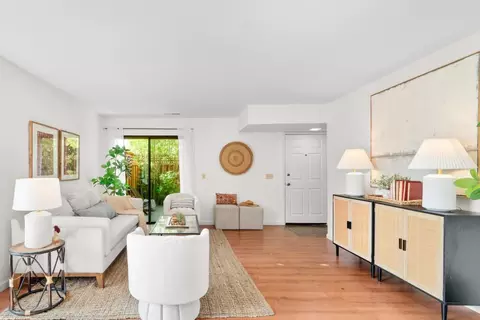 153 Peach Ter, Santa Cruz, CA 95060