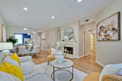 903 Sunrose Ter 103, Sunnyvale, CA 94086