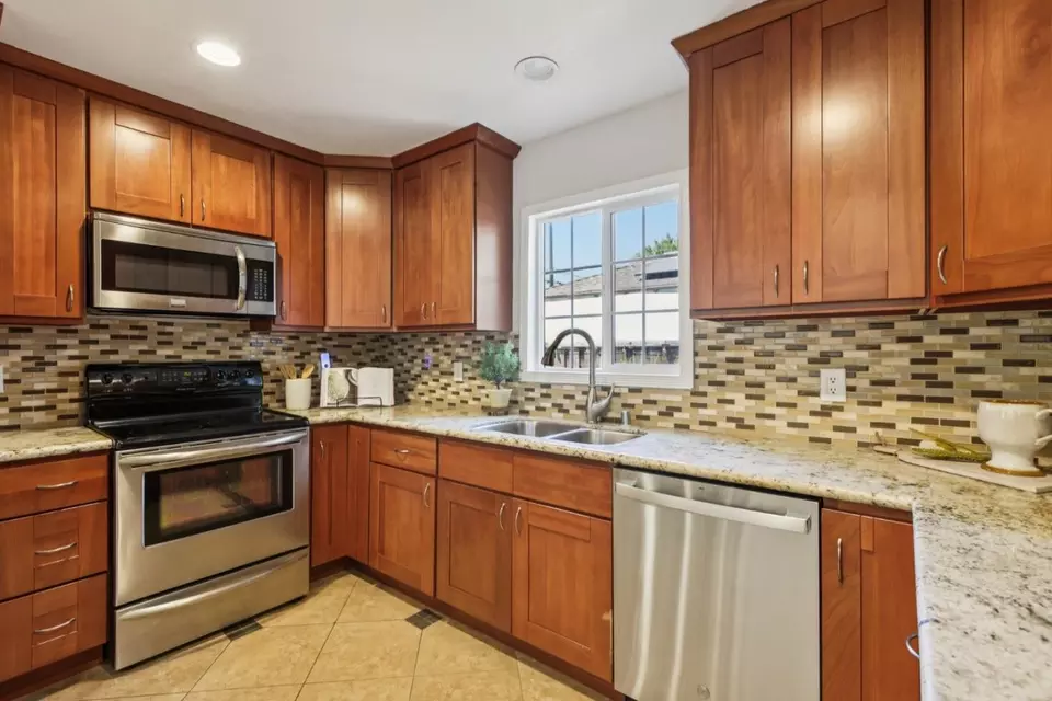 Kitchen - 1413 San Juan Ave, San Jose, CA 95110 photo 4 of 4