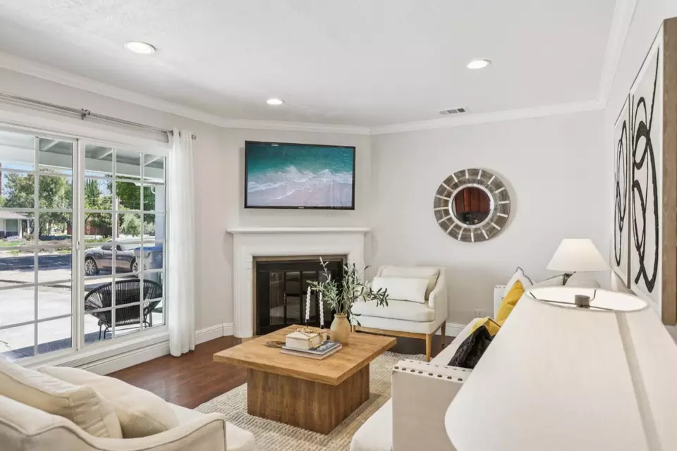 Living - 1413 San Juan Ave, San Jose, CA 95110 photo 2 of 4
