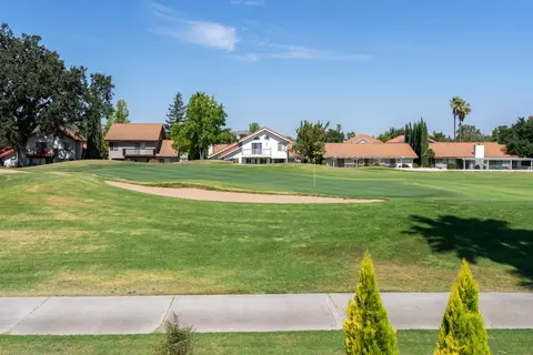 Exterior - 911 Saint Ann Dr, Paso Robles, CA 93446 photo 4 of 8