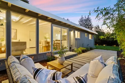 857 Tamarack Ln, Sunnyvale, CA 94086