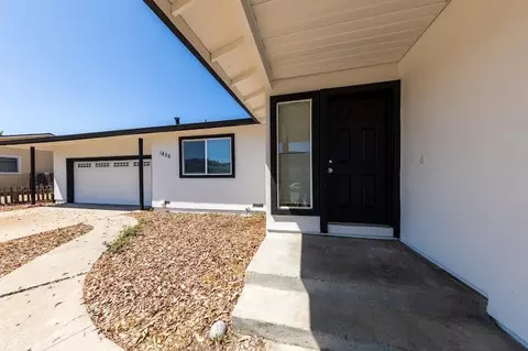 1455 Yosemite St, Seaside, CA 93955 photo 2