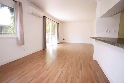 110 E Middlefield Rd C, Mountain View, CA 94043 photo 10