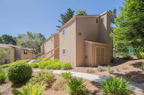 300 Glenwood Cir 192, Monterey, CA 93940