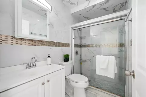 2687 45th Ave, San Francisco, CA 94116 photo 17