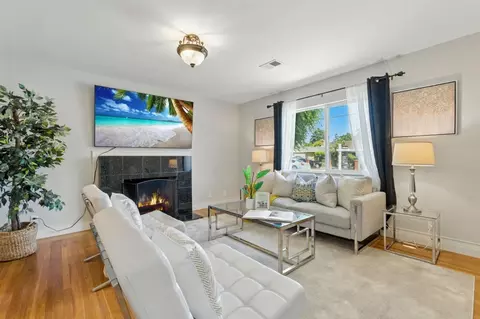 2273 Dumbarton Ave, East Palo Alto, CA 94303