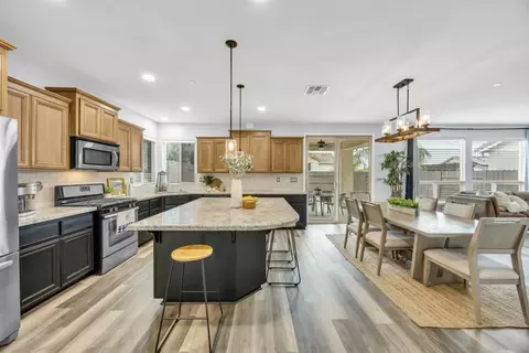 Entry Way - 804 Berry Creek Dr, Rocklin, CA 95765 photo 1 of 5