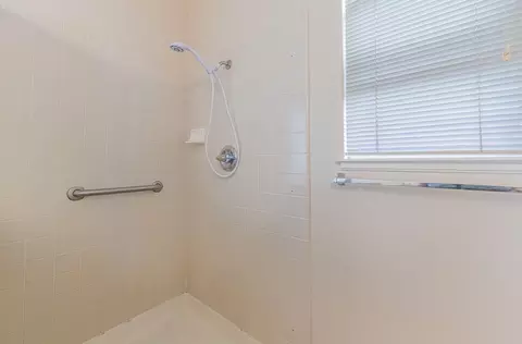 822 Castleton St, Salinas, CA 93906 photo 28
