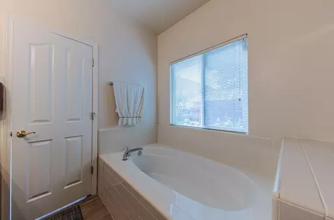 822 Castleton St, Salinas, CA 93906 photo 27