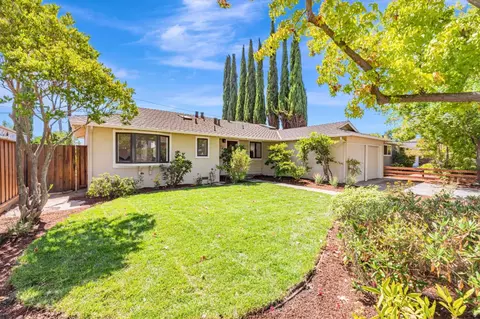 1139 Cuesta Dr, Mountain View, CA 94040