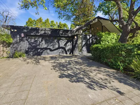 1121 Harriet St, Palo Alto, CA 94301